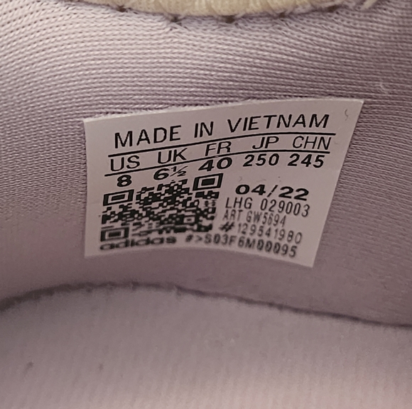 NEW Adidas Originals NMD R1 Women's Running Shoes Size 8 - Picture 8 of 8